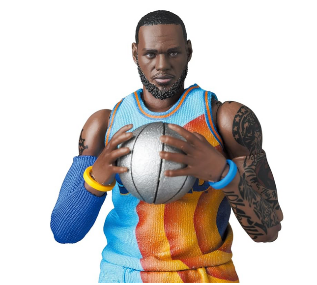 Medicom - Lebron James - Space Jam A New Legacy Version Mafex Action Figure